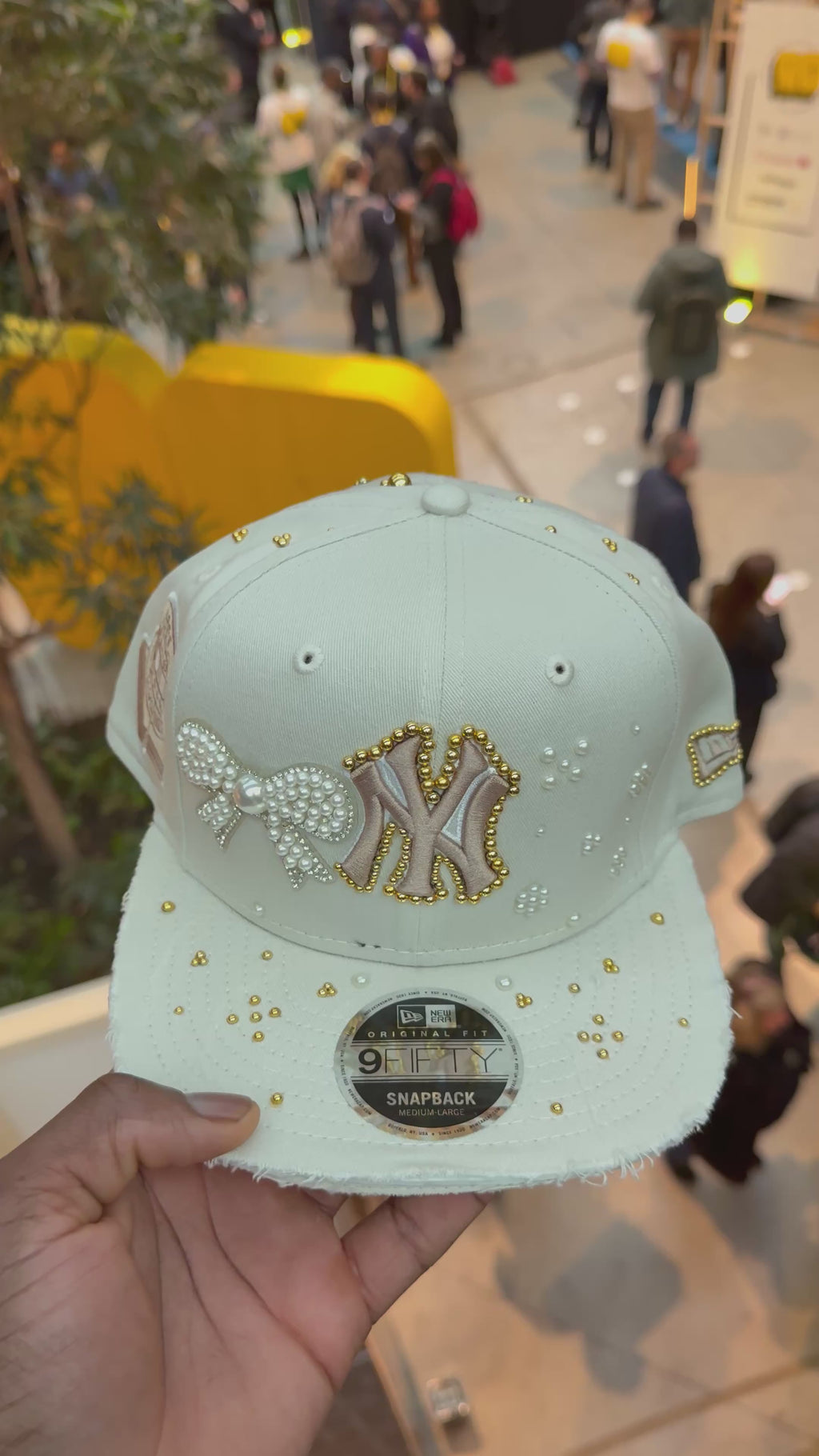 New Era Custom ￼