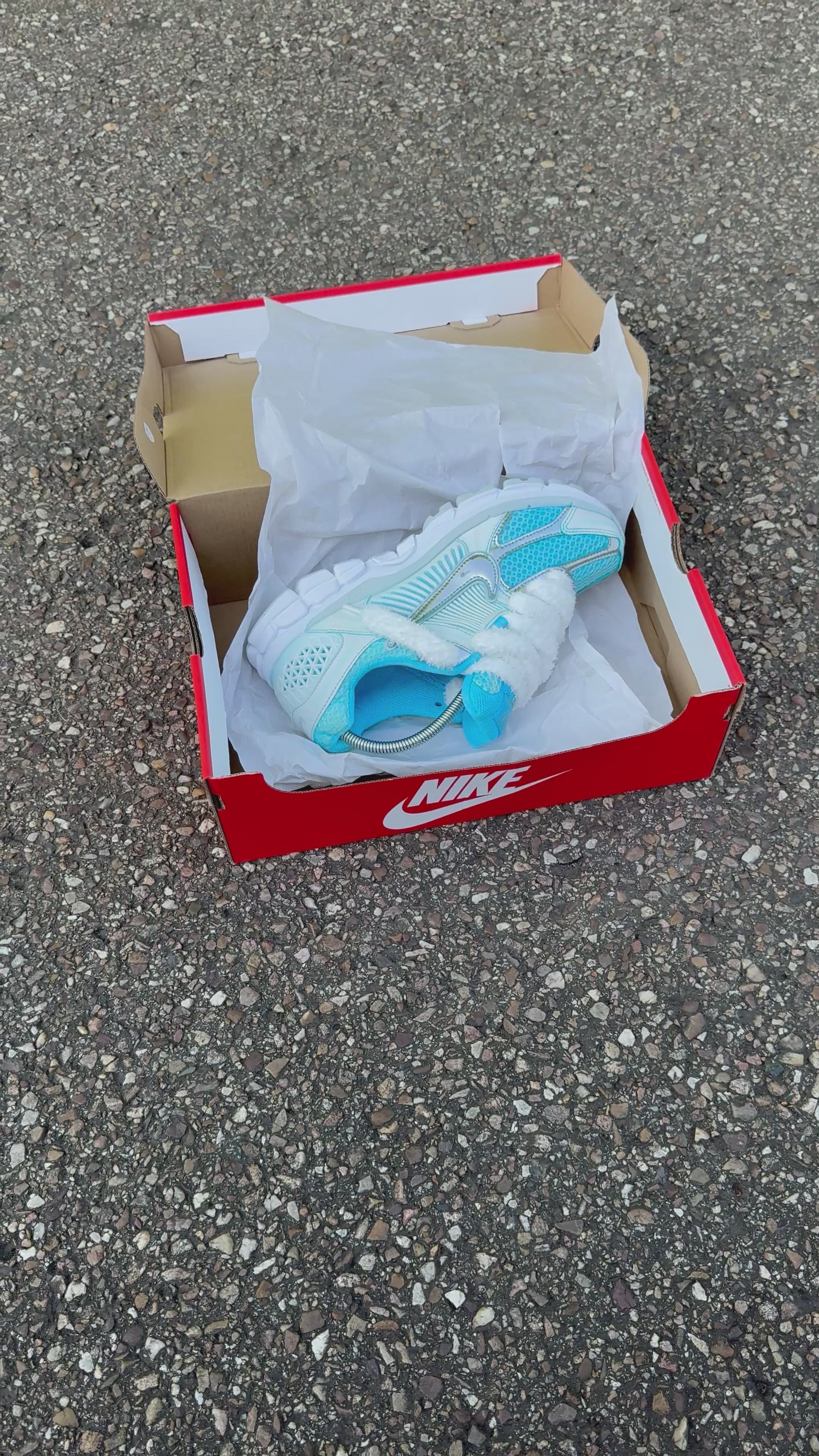 Nike Zoom Vomero 5 Custom "Nube Azul" – Edición Limitada