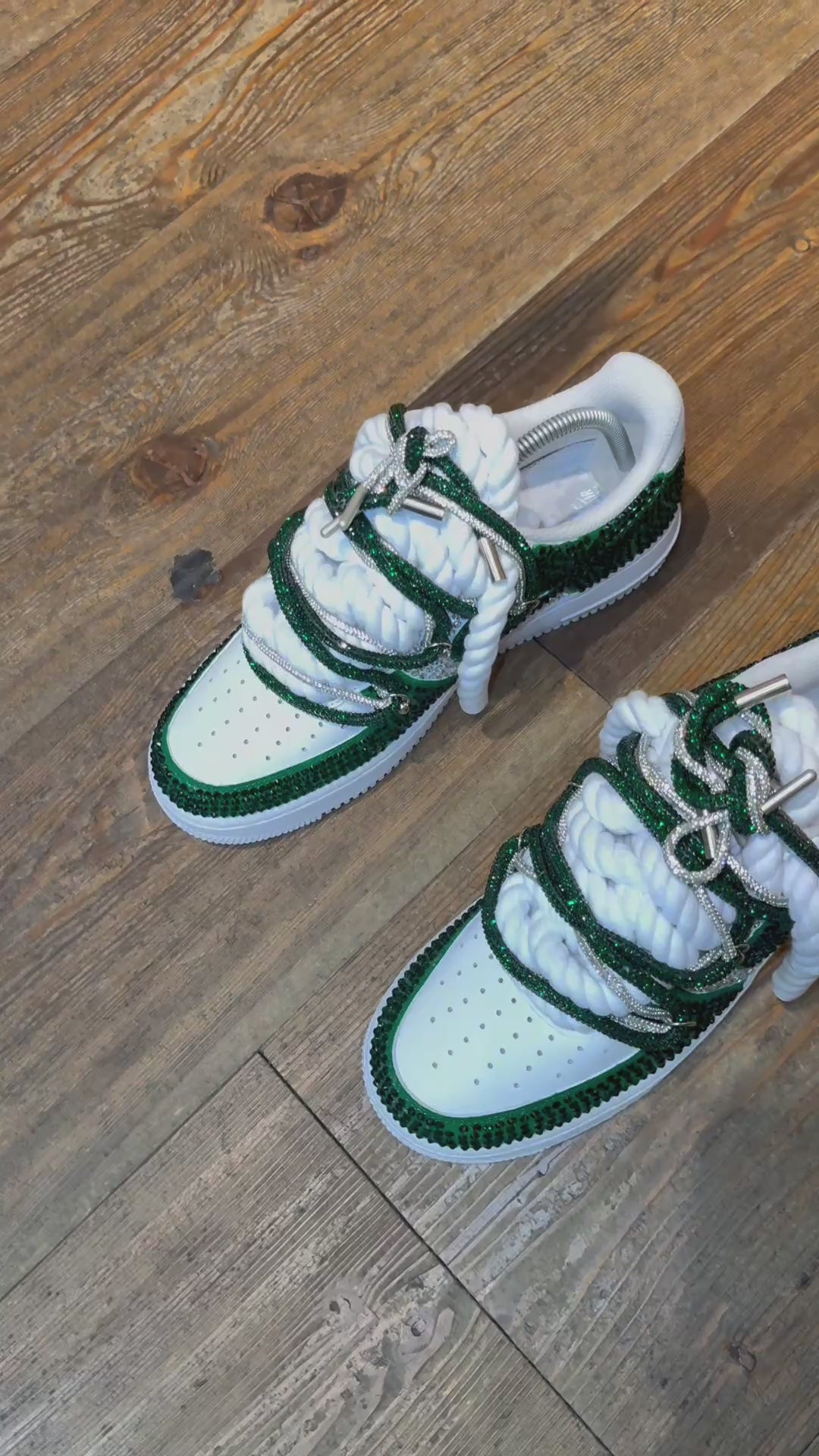 Nike Air Force 1 Custom "Emerald Peak" – Edición limitada