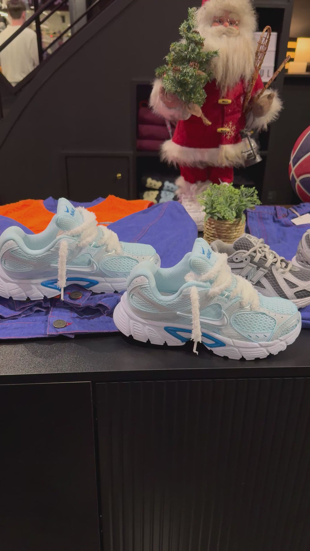 Nike V5 – Custom "Blue Cloud"